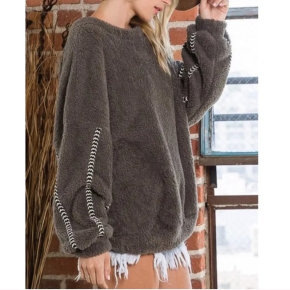 Bohemian Plush Pullover Sweatshirt - Picture 5 of 8